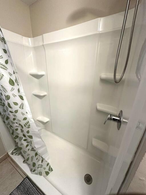 Maiden Nest Private Master Suite Pawtucket Buitenkant foto